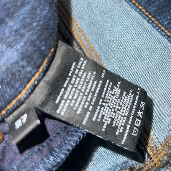 - J BRAND distressed misfit skinny jeans size 27
Mid rise - Picture 7 of 9